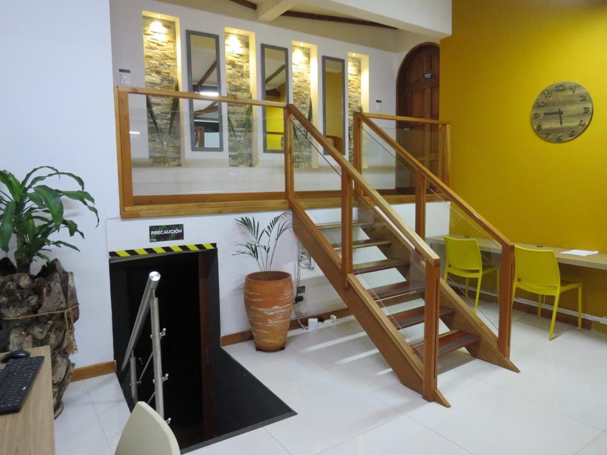 Albore Hostal Pereira Bagian luar foto