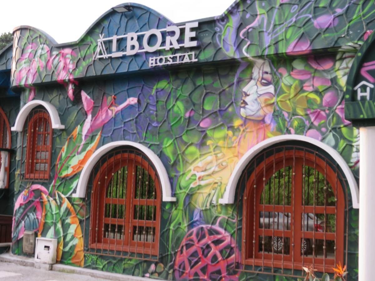 Albore Hostal Pereira Bagian luar foto