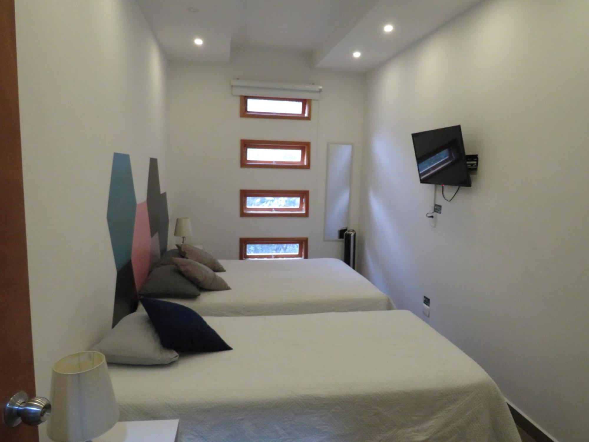 Albore Hostal Pereira Bagian luar foto