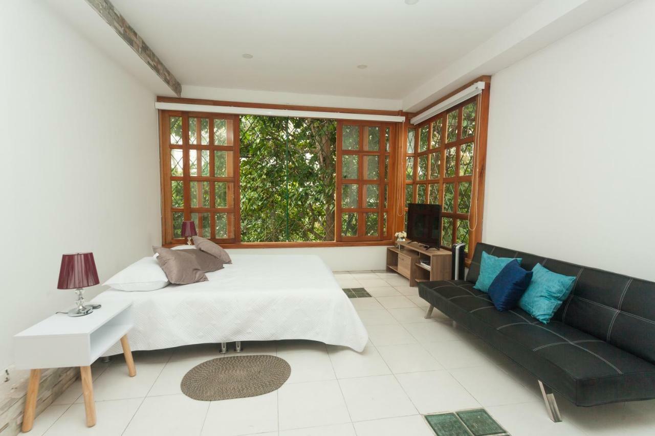 Albore Hostal Pereira Bagian luar foto
