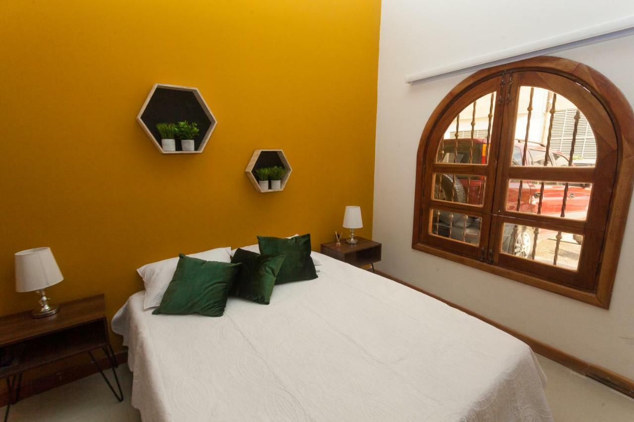 Albore Hostal Pereira Bagian luar foto